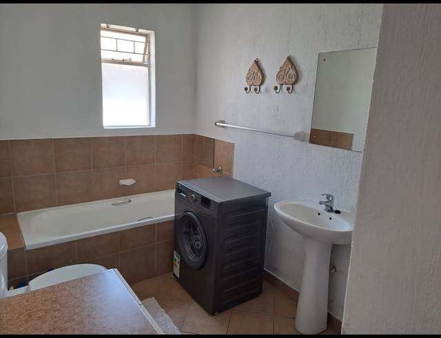 2 BEDROOM APARTMENT FOR SALE IN DALPARK EXT 1